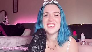 The ass of the princess was destroyed by a huge dildo