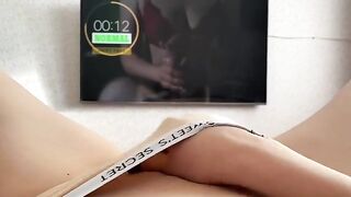 I tried not to cum while jerking off with the metronome challenge
