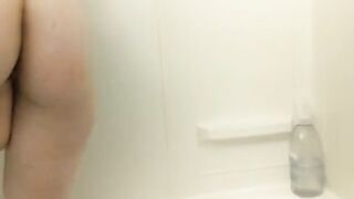 Eelet - Showerhead and Dildo Riding with a Goth Twist