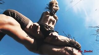Passionate pussy fuck with stunning fitness model Mia Bandini in the park