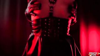 A whore by day and a vampire by night, in a steamy Lilith cosplay