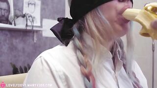 Doctor prescribed only one thing for this lovely patient. A sloppy blowjob