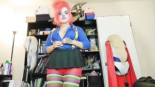 The clown girl is quitting her job in porn