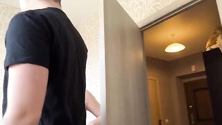 A young girl came to rent a room and got a blowjob instead