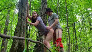 A girl agreed to have sex for a cheeseburger in the forest