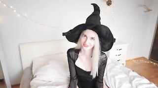 Trick or Treat: Guy fucked a naughty witch on Halloween