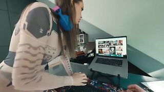 A streamer is about to get banned because of a hater in the chat