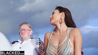 Rae Lil Black deserts her boyfriend for a muscular stranger with impressive attributes