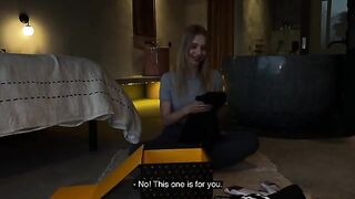 Unboxing with Californiababe ends with hard sex