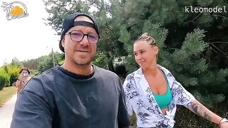 Two couples are having fun outdoors, watch the exclusive video!
