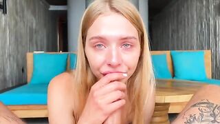 The girl is cheating on her husband during a psychotherapy session with Californiababe