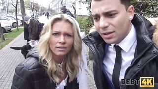 The collector has sex with the blonde in front of her future husband