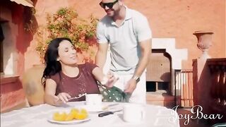 Anissa Kate has a holiday fling with a well-hung guy