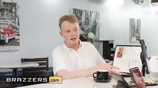 Bored waitress Syren De Mer gets fucked for tips