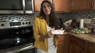 My stepmom has a big ass and she squirts when she comes