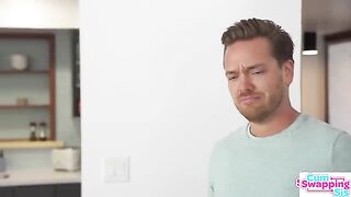 Stepbrother told Chloe to make perfect bubble with his cum