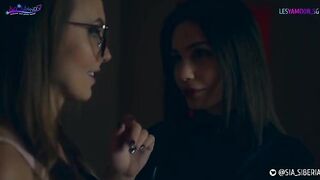 The best Halloween XXX parody videos to watch with your girlfriend