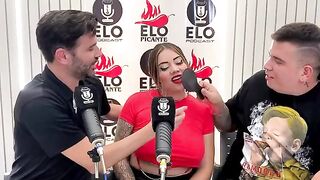 Sara Blonde makes a blowjob after an interview on Elo Podcast