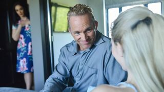 Hot stepdaughter Jane Wilde seduced her step-dad to fuck in front of her stepmom