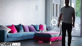 An influencer lady Lexi got banged by a shy cameraman