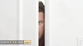 Coco Lovelock gets fucked by her stepbrother Van Wylde