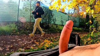 A flash of dick in the park, a MILF can't resist titty fuck