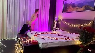 The best romantic gift for a beautiful girl on Valentine's Day