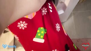 My stepmom thanked me for helping her out of the washing machine with sex