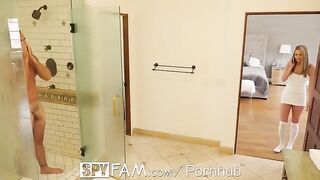 Athena sneaks into the shower with her stepfather in a spyfam scene