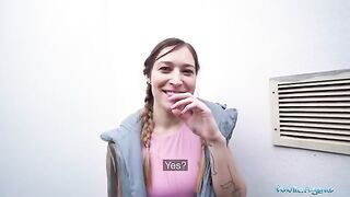 The agent met a girl on the street and offered her a modeling job, then fucked her in the hotel room