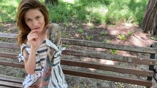 I fingered my pussy in the park and came in car