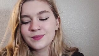 A Girl Is Fucking With Her Boyfriend on a Study Date