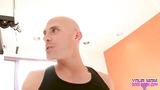 A blonde MILF, Shayla Laveaux, got her pussy railed by a gym trainer