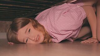 A stepsister is stuck in a difficult situation, and someone came to her aid