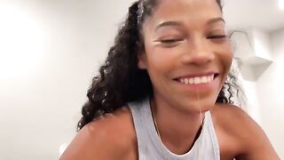 I hooked up with my sister's bestfriend, it was hot