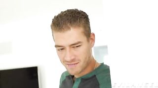 Jaye Summers cheats on BF with a stranger in kitchen