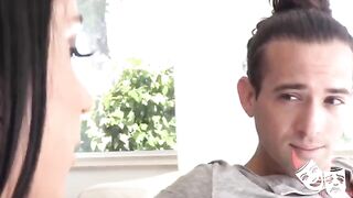 What It Do "Tia Cyrus" - a sexy Latina with big tits and a great ass