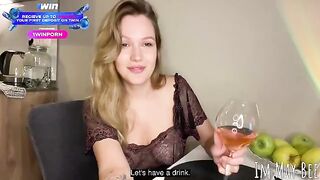 A romantic evening with a stunning e-girl in ASMR roleplay