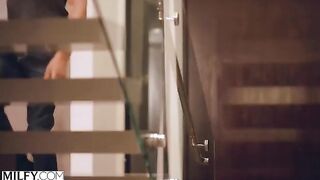 Lauren, a housewife with an obsession for anal, gets her wish with BBC in a steamy MILFY scene