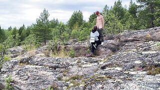 A hot chick is fucking on the stone in nature, it’s really great!