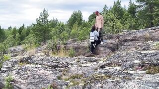 A hot chick is fucking on the stone in nature, it’s really great!