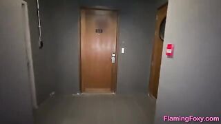 A guy missed his hotel room and was fucked by the neighbor in Chicago