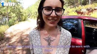 Girl fixed her car and got fucked hard in the ass outdoors