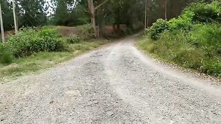 I found a beautiful girl in the middle of nature and we fucked