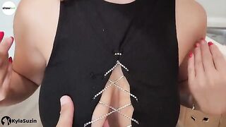 She tries to justify her pussy licking for cumshots by using excuses
