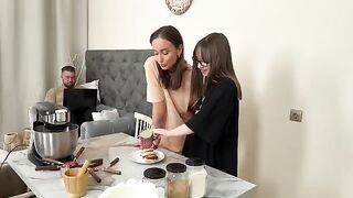 Two cute girls cooked syrniki and fucked with a guy
