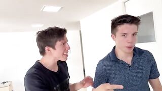 A busty woman organizes a sexy foursome with four hot guys