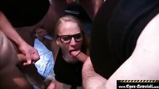 Young amateur Lara Cumkitten gets her pussy filled with cum