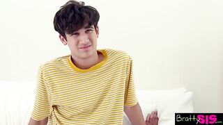 Step Sis - I wouldn't lick your dick even if it was the last one