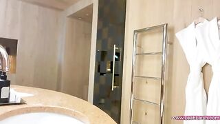 Babe Leah Meow was fucked by a guy in the hotel room